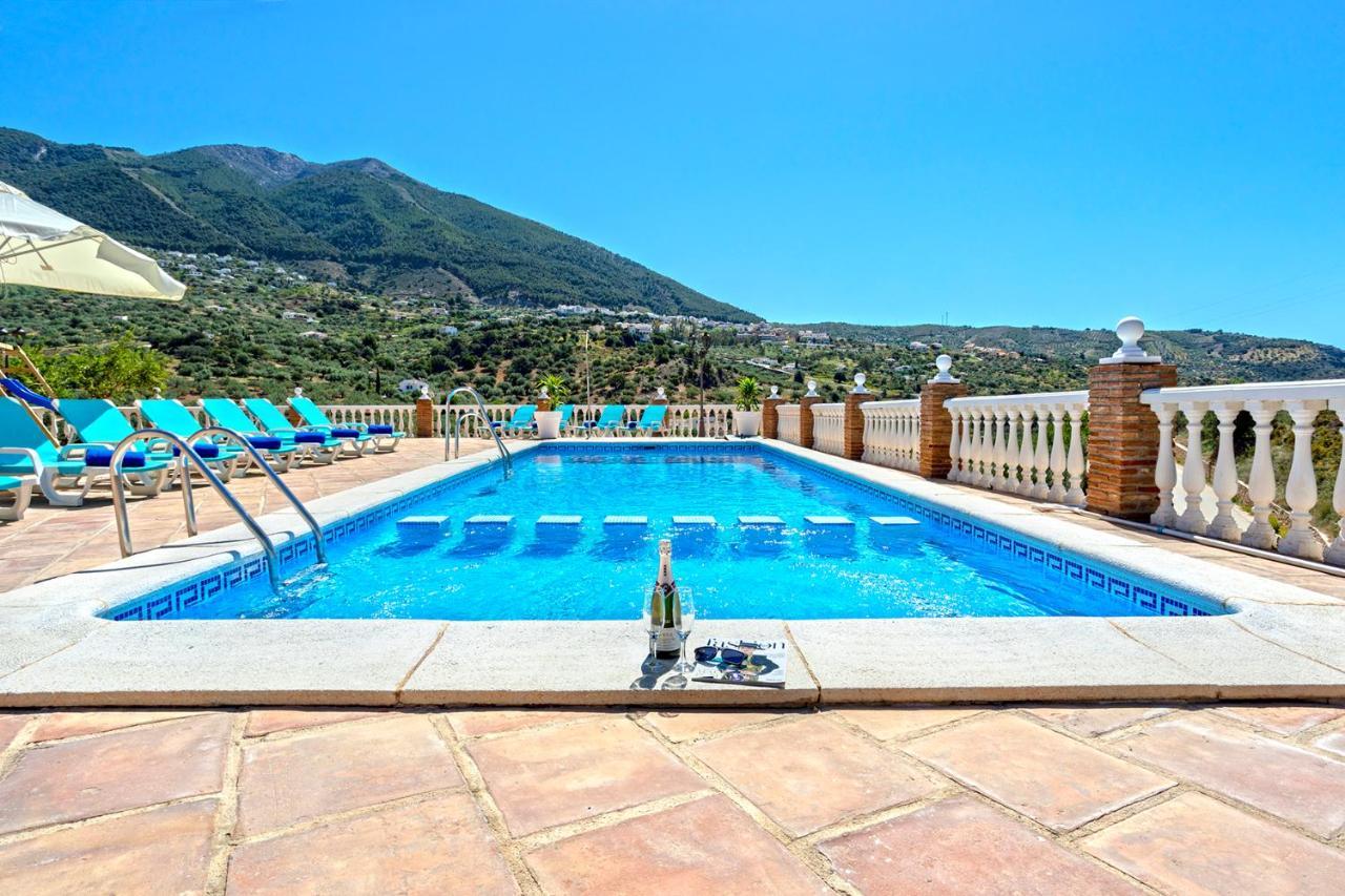 Casa Los Cortijillos Alcaucín Εξωτερικό φωτογραφία