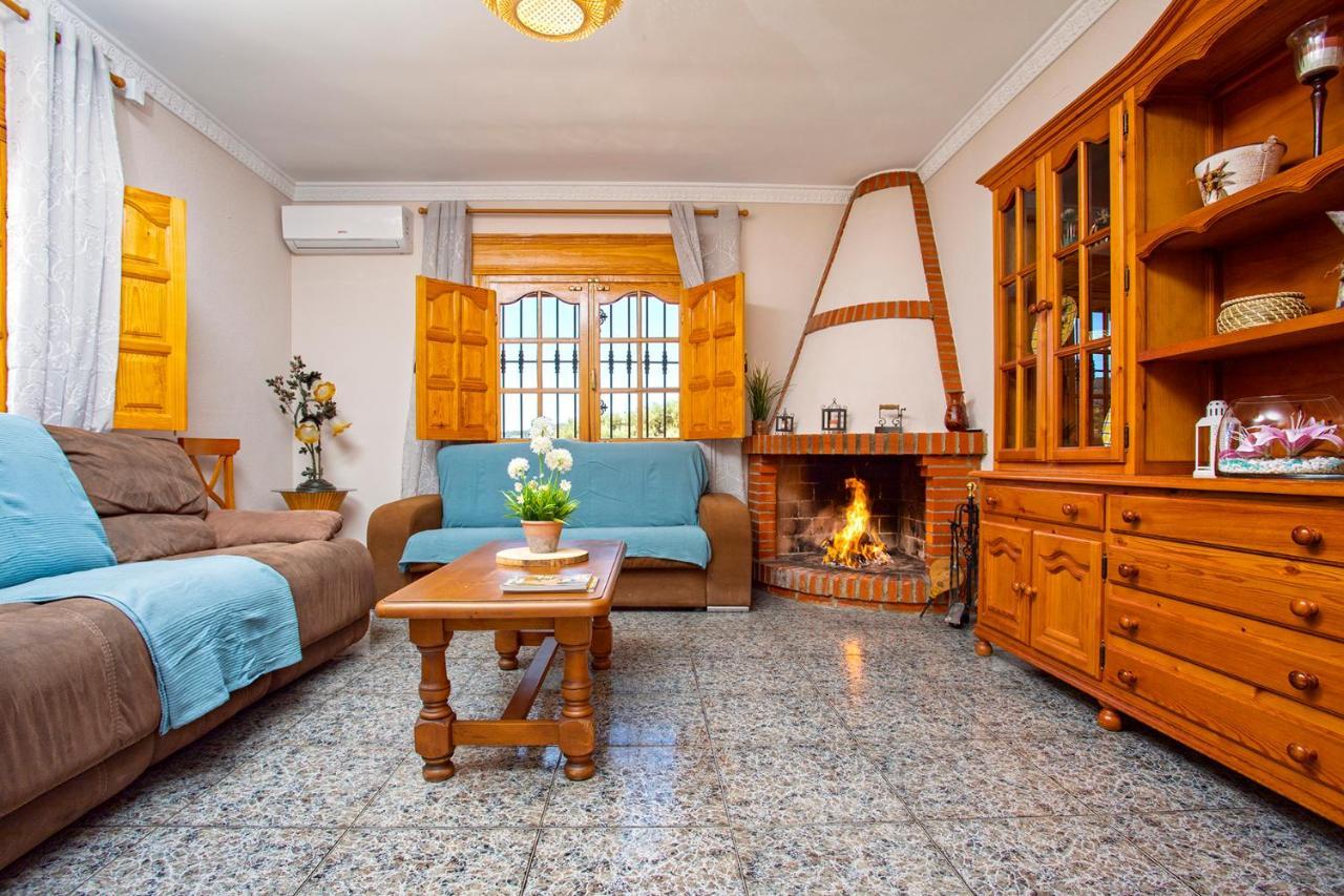 Casa Los Cortijillos Alcaucín Εξωτερικό φωτογραφία